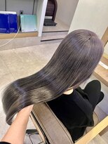 ルアン 上通り(ruen) 熊本 ruen ハイトーン 髪質改善 松本皐希 アッシュグレー