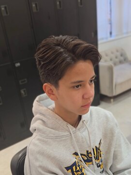 ラピス 名古屋駅前店(Lapis) 七三分けスタート