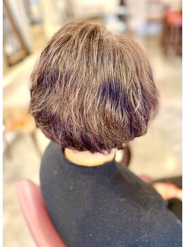 サーティエイト(38) 50代 丸みショート マッシュショート ゆるふわパーマ/カット/