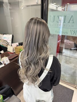 アイズ 本厚木(AIZU) ハイトーンカラー