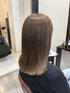 ミーテ(mi:te) 大人ベージュ