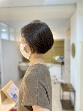 リブレ(LIBRE+hp) コンパクトショートボブ