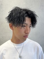 ルースト 西院店(ROOST)&nbsp;ツイストスパイラル/ツーブロック/センターパート