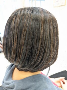 白髪ぼかしハイライト　ブリーチなし　30代　40代