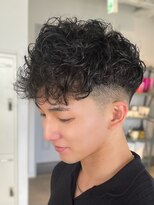 ザコーストバイネオリーブ 辻堂店(The coast by neolive)&nbsp;外国人風スペインカール辻堂メンズ刈り上げ