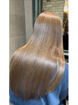 モナン(monan) ダークアッシュミルクティーベージュダブルカラー全頭ブリーチ