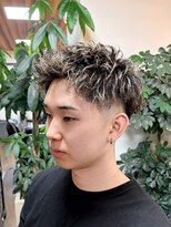 ミスターベイビー(Mr.BABY)&nbsp;岡山市/メッシュ/フェード/メンズパーマ/短髪/アップバング