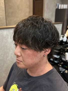 ザ クラン バイ ヘッドライト 仙台長町店(THE CLAN by HEADLIGHT) 【大人っぽく自然に】ウルフベース×シャドウパーマ