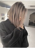 ホワイトバレイヤージュ　ブロンドbob