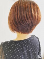ミューズ 新小岩店(HAIR&NAIL MUSE)&nbsp;ユニセックス前下がりボーイッシュショートボブ耳だしショート