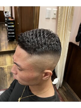 ヒロギンザバーバーショップ 新宿店(HIRO GINZA BARBER SHOP) 濡れパンフェード