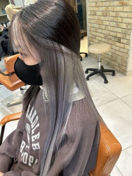 アジールヘア 池袋東口店(agir hair) ブリーチ&ダブルカラーインナーカラーシルバー池袋東口