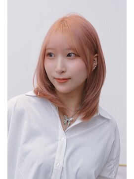 クム(kumu) 【kumu】ミディアムレイヤー/顔周りカット/栄/名古屋