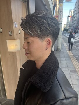アヴァンス 難波店(AVANCE.) 【松元担当】白髪ぼかし×細めメッシュ