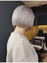 シキムーン 横浜(siki MOON)&nbsp;ホワイトブロンドベージュ×ミニボブ (横浜/横浜駅)