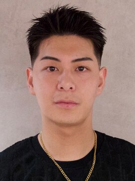 ダウズバーバーショップ 渋谷(dau's barber shop) アップバングスパイキーショートミドルフェード