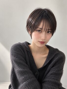 ワゴンバイアフロート(Wagon by afloat) 小顔大人丸みショート×束感前髪あり耳掛け20代30代40代50代池袋