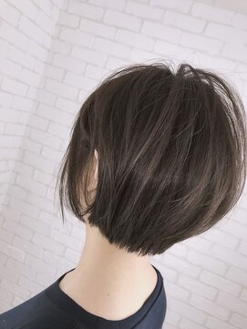 ラヴリア カミツ(LOVERIA KAMITSU) LOVERIA ミニマム！ハイライトショート