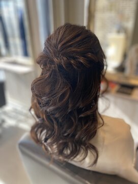 アイボリードット(ivory.) ハーフアップ