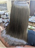 ツヤツヤ♪縮毛矯正
