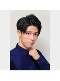 爽やかアップバングツーブロックショート