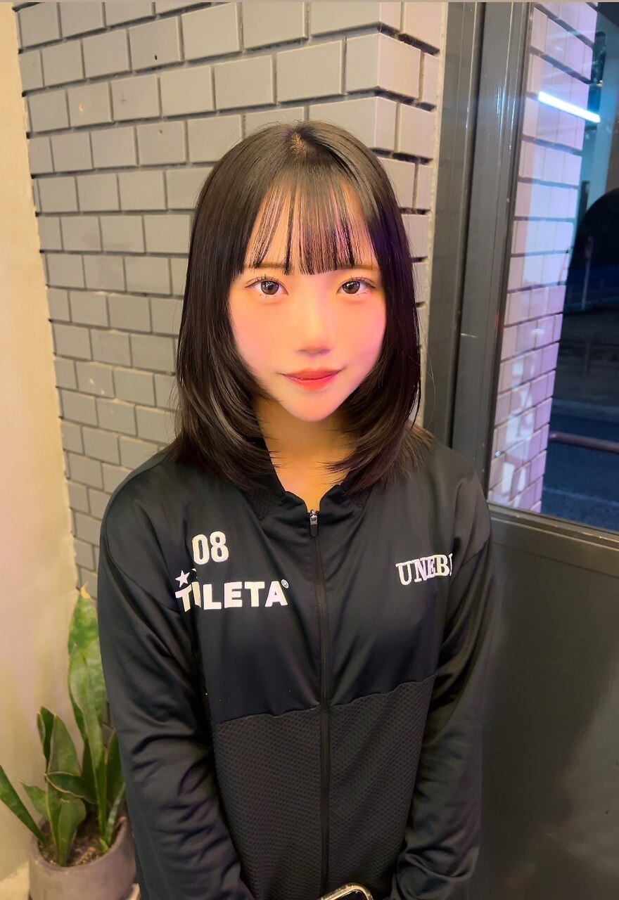 伸ばしかけヘアのレイヤーカット：L236665133｜イキプラスディードット