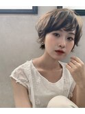 ミルクティベージュ/ショートカット/30代