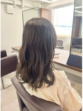 憧れの大人女子へ変身＊落ち着きのあるグレージュカラー