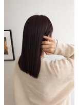 オフ(off)&nbsp;思わず触れたくなる艶髪ストレート