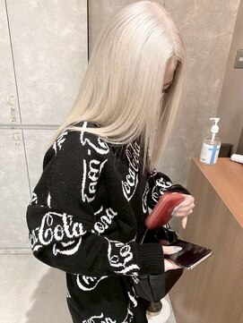 アルトラ(ALTLA) ホワイトペールブロンド