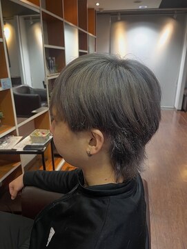 スリーク 吹田店(Sleek) ブリーチオンカラー