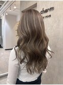 ベージュ系ハイライト