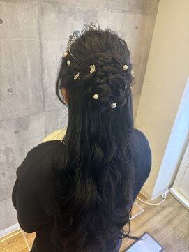 アトラ ハッピーヘアライフ 昭和町店(attra happyhairlife) お団子ハーフアップ