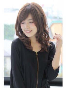 トゥルース 南柏店(TRUTH) セミロング