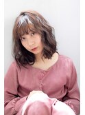 ターコイズブルー青髪エメラルドグリーン切りっぱなしミディアム