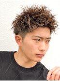 アップバングツーブロックバーバーフェードツイストメッシュ
