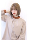 ローライトココアブラウン大人かわいいゆるふわシアーカラーボブ