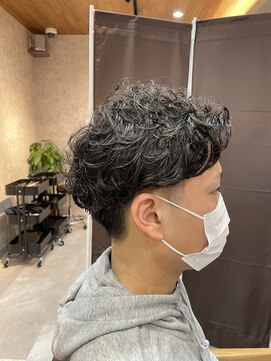 ファン 竹ノ塚店(F.U.N) F.U.Nスタイル 刈り上げパーマ