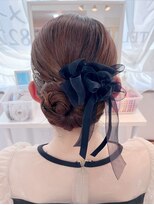 アマレット 東京駅八重洲店(amaretto) タイトシニヨンのボリュームチュール風
