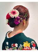 和装で生花を使ったタイトスタイル♪