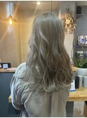 透明感グレージュ