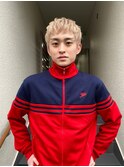 メンズ　ブロンド　金髪　ショート
