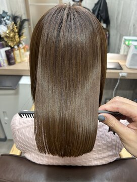 アリアバイエクラート 新宿南口店(ARiA by ECLART) 圧倒的な艶感!!