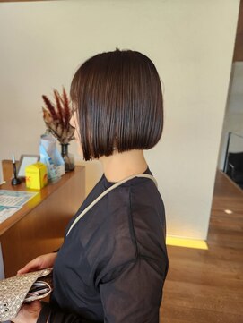 ゴットイール(GOTTO eel) 前下がりボブ