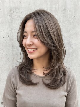 ネオンヘアー(neon hair) レイヤー、大人、ミディアム、セミロング、くびれ