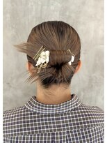 ヘルベチカ・ヘア(Helvetica hair)&nbsp;ヘアアレンジ/カチモリヘア/結婚式ヘア/ミディアムアレンジ