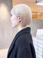 アルバム 銀座(ALBUM GINZA) 似合わせカットウェーブミディアムホワイトブロンド_ba541651
