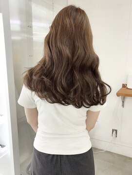 オー(OOO) くすみ感が可愛いブラウンカラー◯