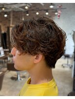 スペックホルダー(Spec Holder) センターパート×ニュアンスパーマ7.28