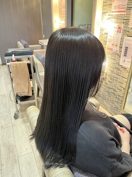 トリコ 梅田茶屋町店(trico) 透明感のあるブラックカラー♪